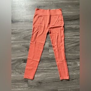 New with tags medium leggings